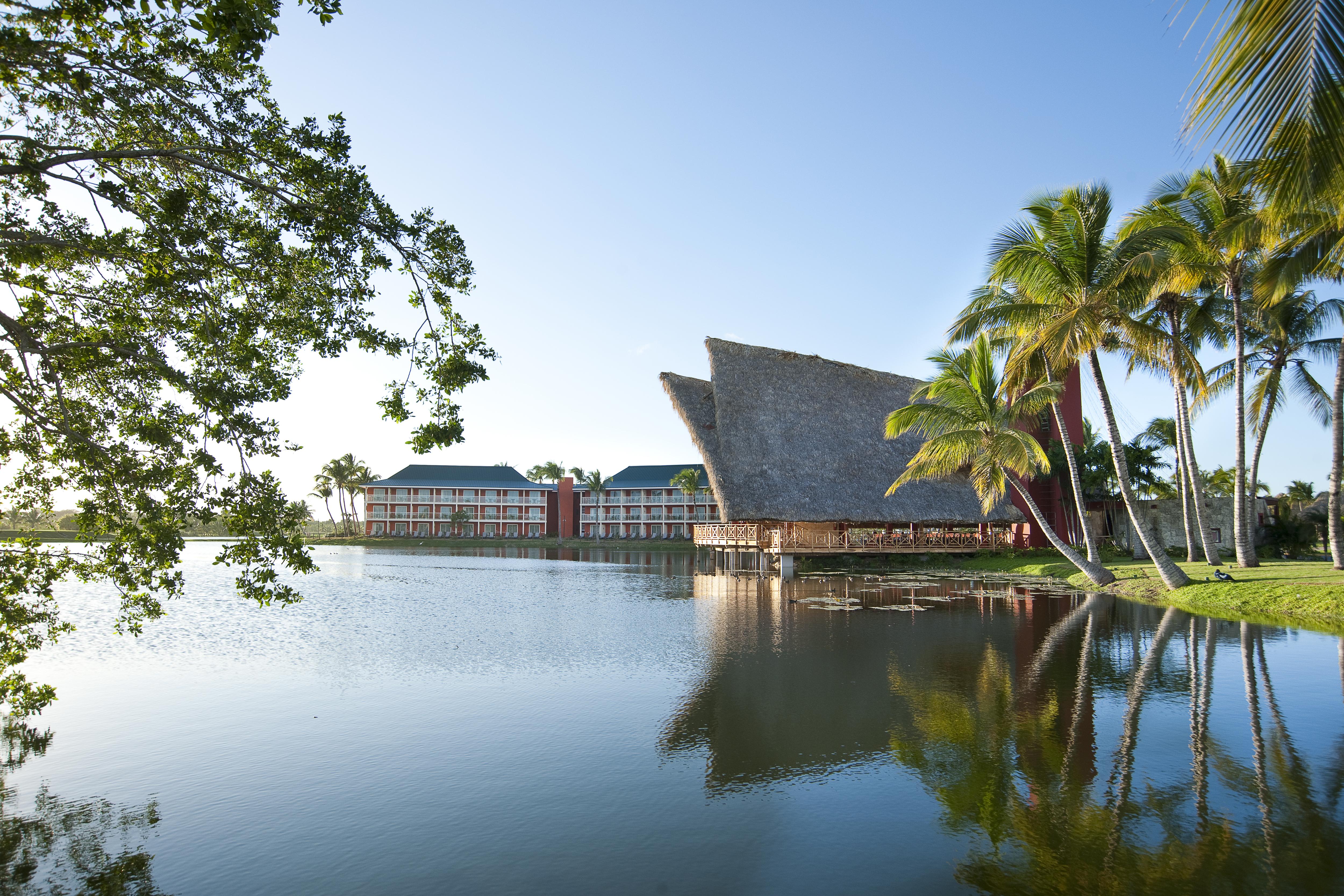 Barcelo Bavaro Beach (Adults Only) Punta Cana Exterior foto The Grand Hotel