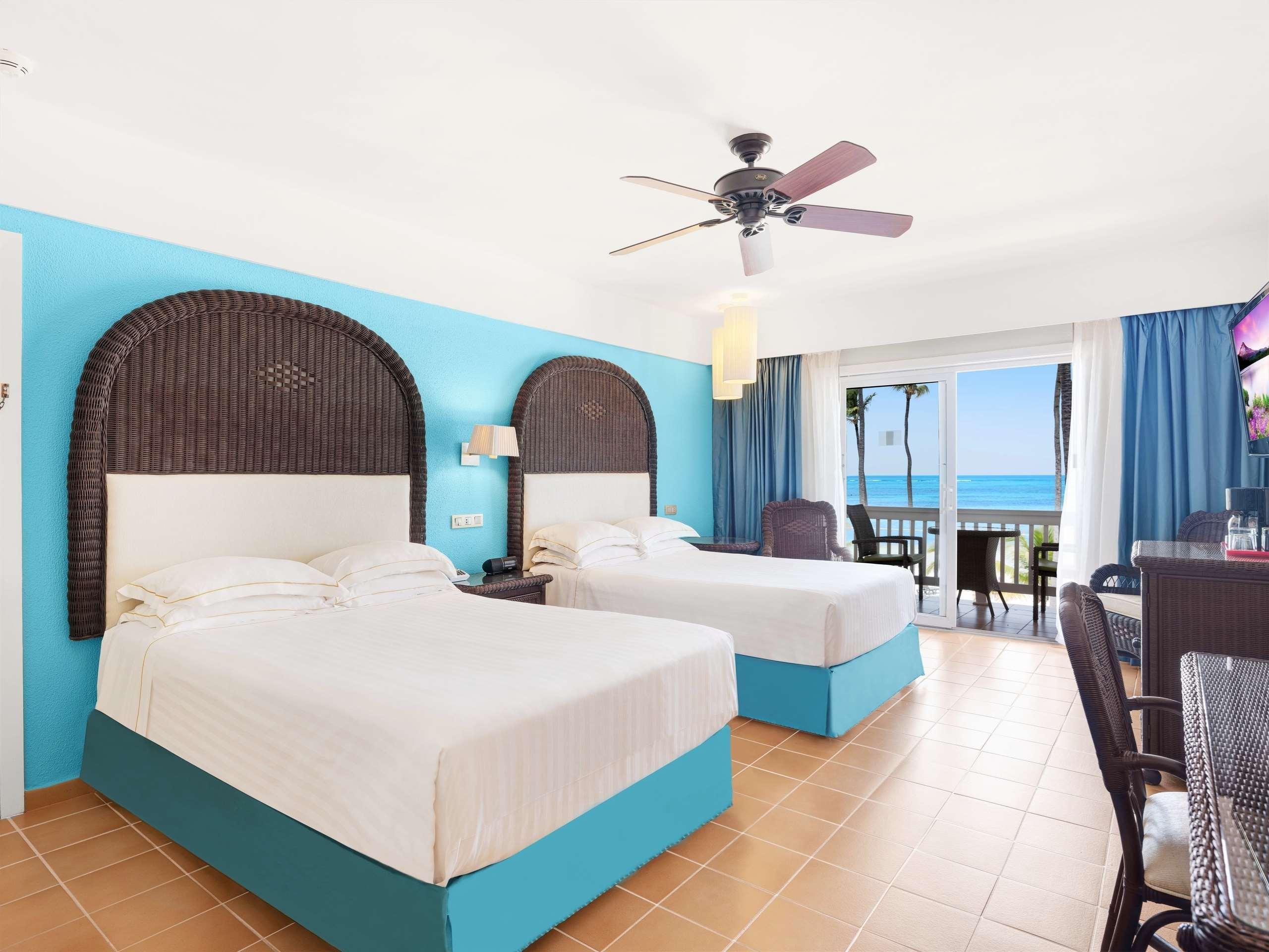Barcelo Bavaro Beach (Adults Only) Punta Cana Exterior foto A room at the Hard Rock Hotel