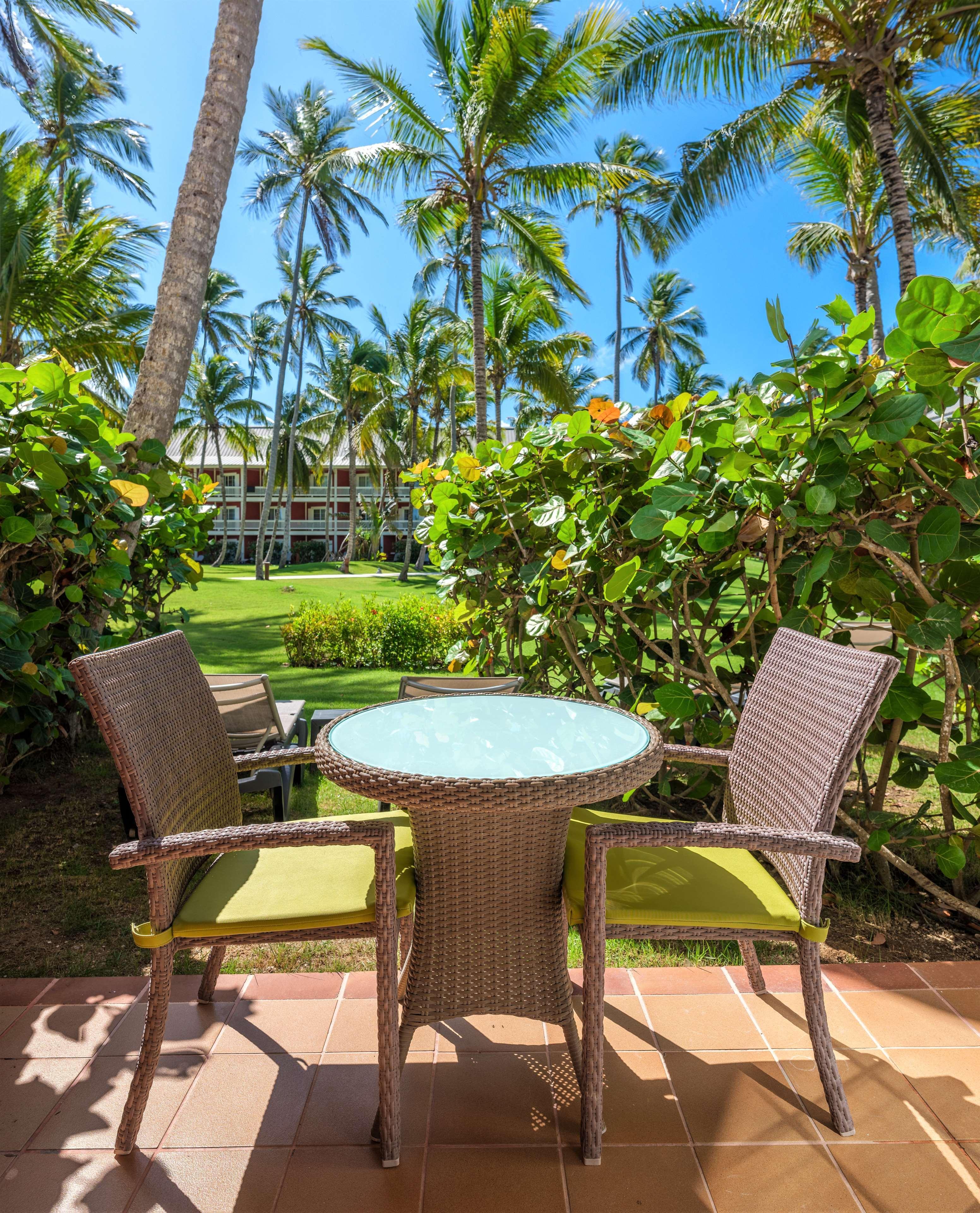 Barcelo Bavaro Beach (Adults Only) Punta Cana Exterior foto Garden view