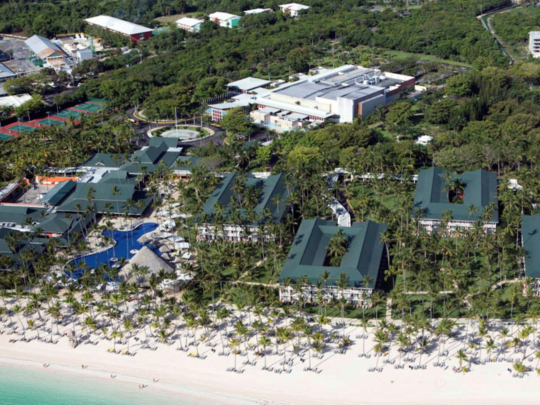 Barcelo Bavaro Beach (Adults Only) Punta Cana Exterior foto Aerial view of the resort